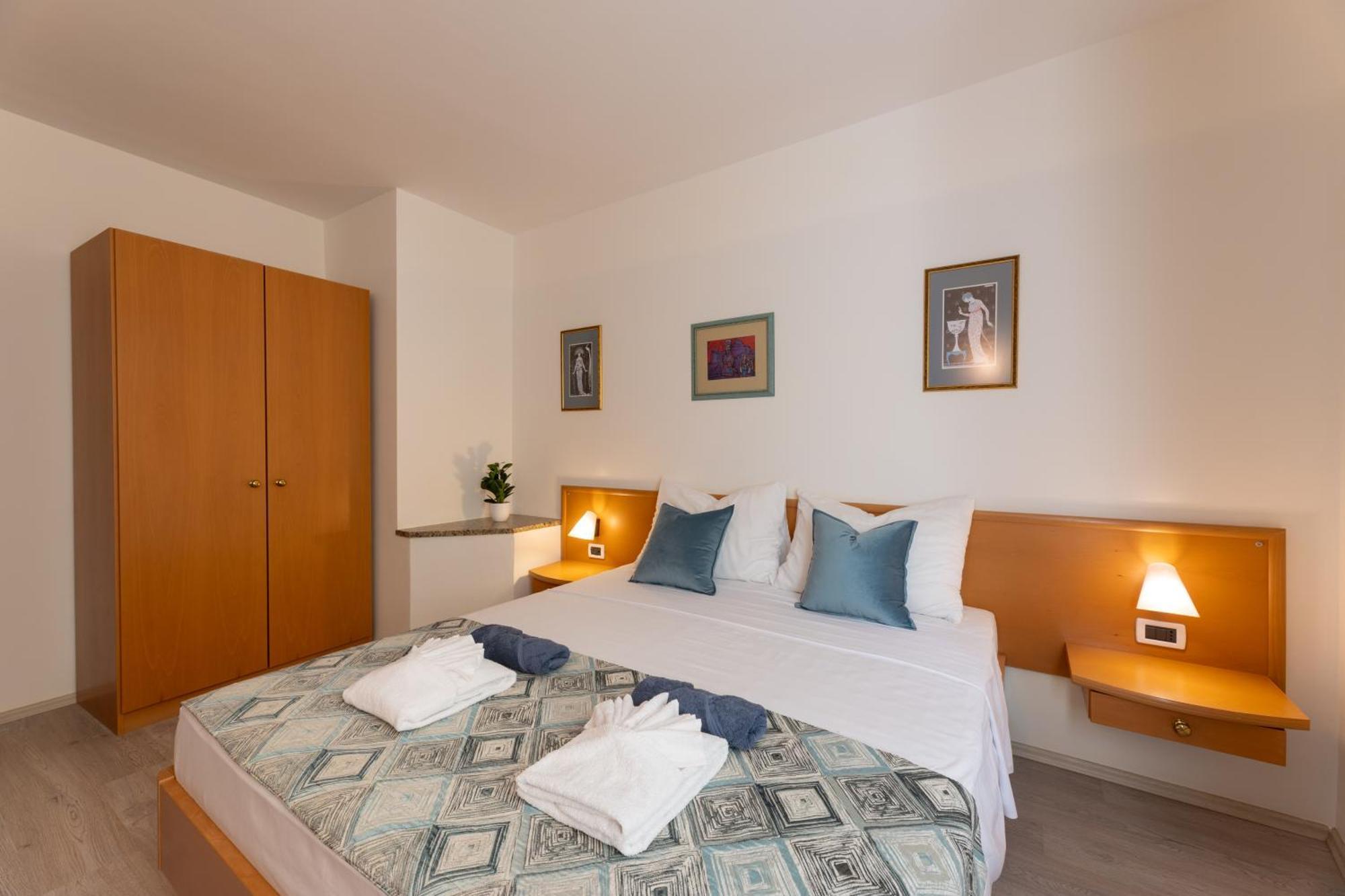 Villa Fontana Trogir Extérieur photo